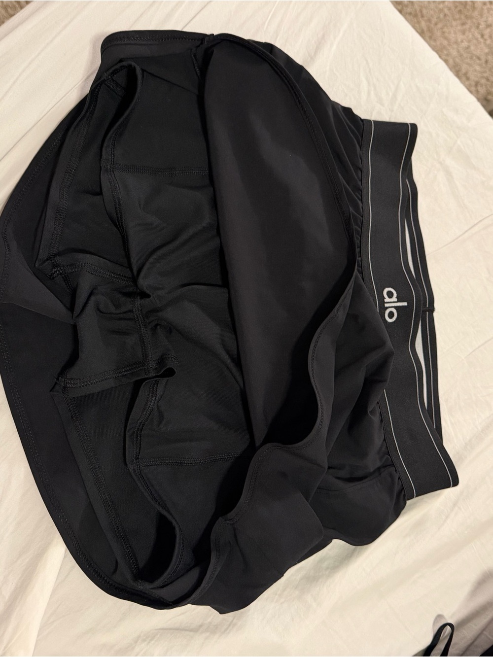 ALO Yoga Black Athletic Skirt with Contrast Waistband - Picture 4 of 4